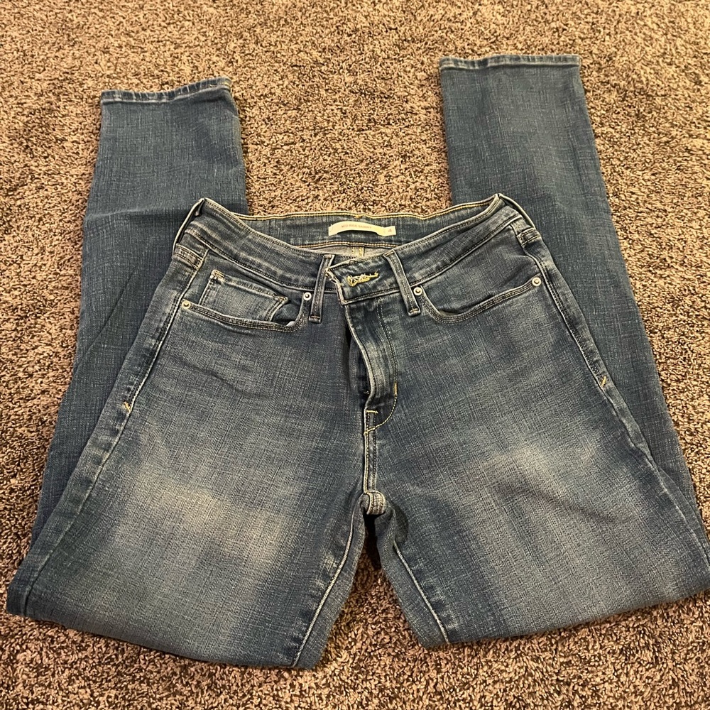 Levi’s Blue Mid Rise Skinny Jeans